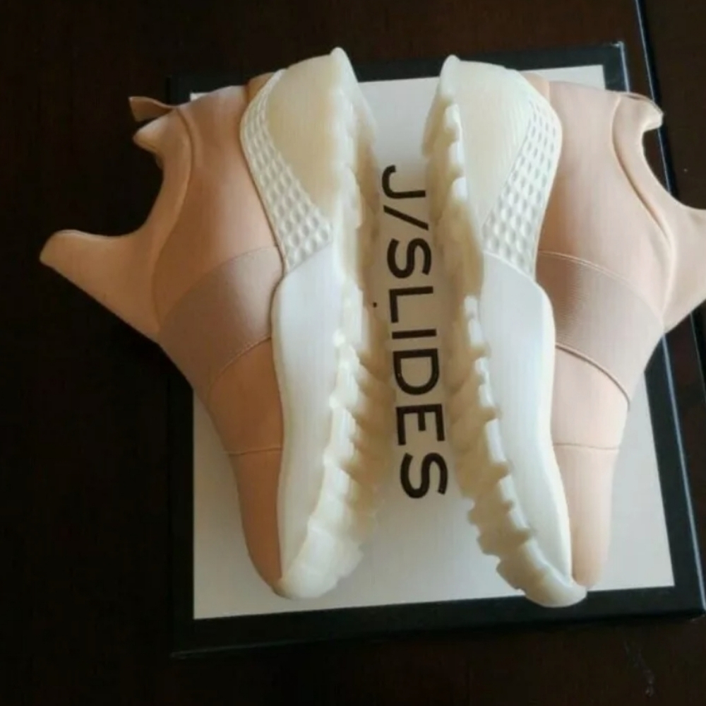 New In Box J/Slides Cliff Wedge Pull On Sneakers - image 3